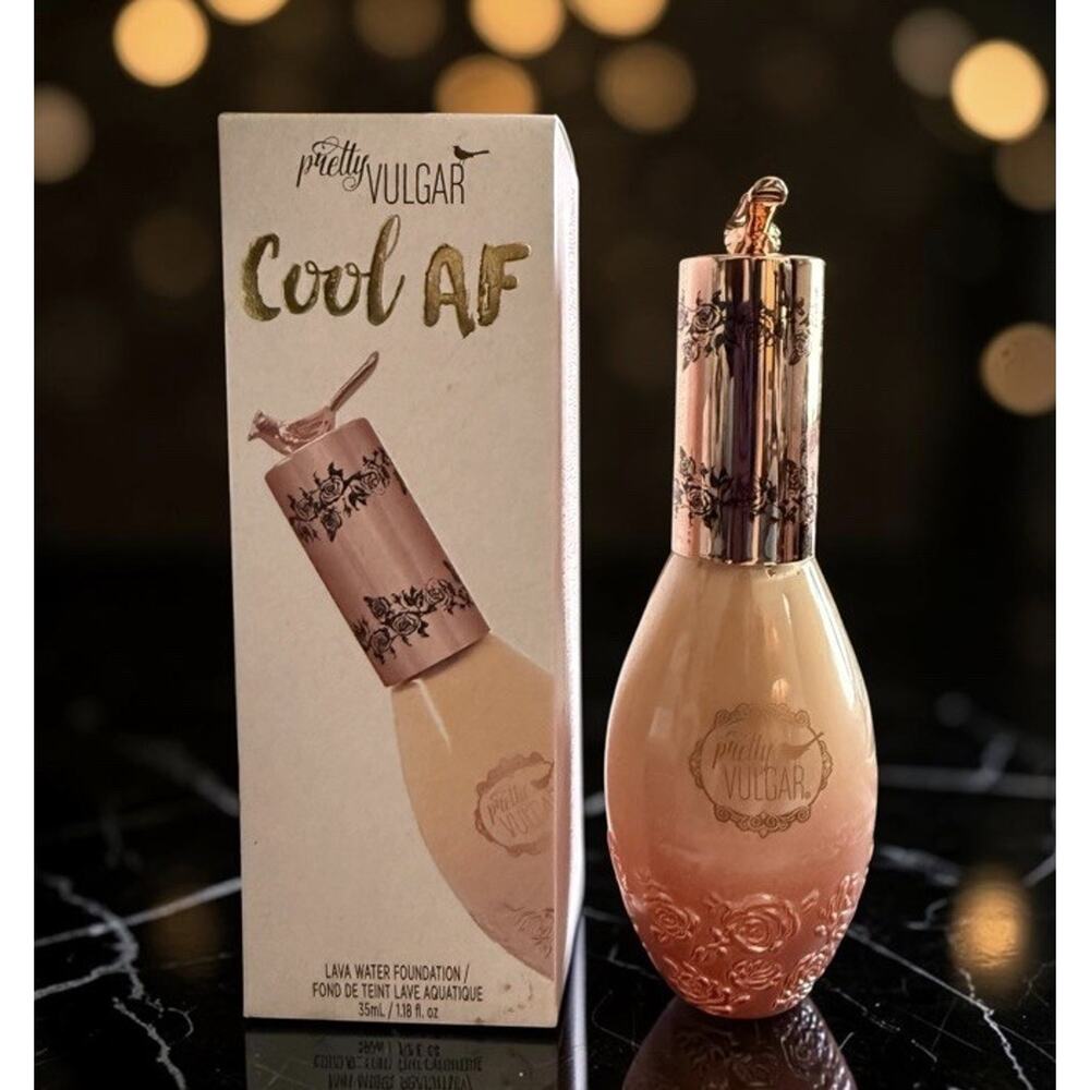 PRETTY VULGAR Cool AF Lava Water Foundation 32 UNVEILED QUEEN (Light-Med) 35 mL